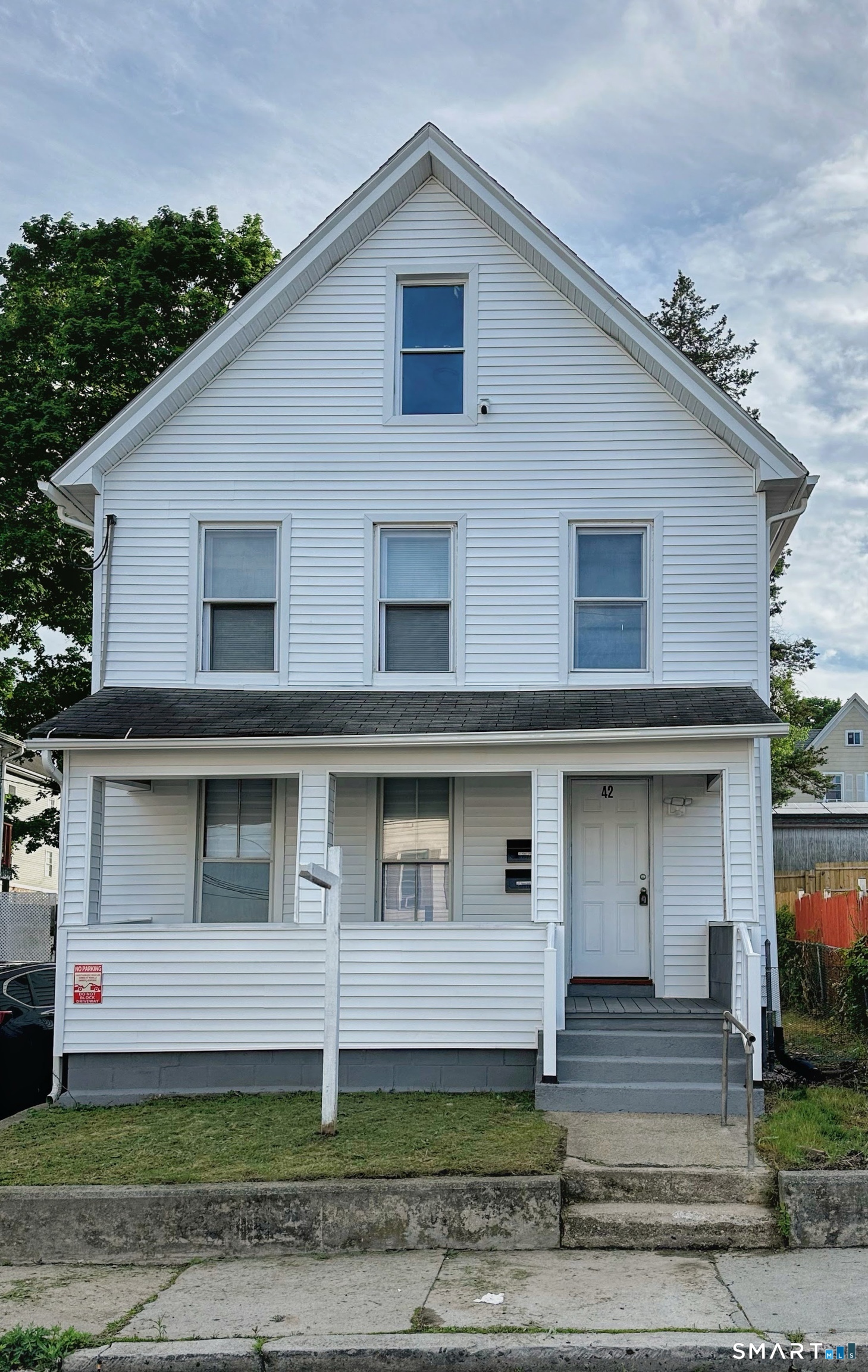 42 Spring Street New London CT 06360