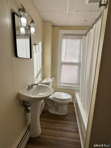 42 Spring Street New London CT 06360