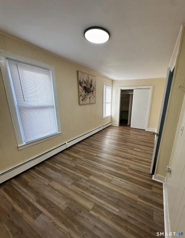 42 Spring Street New London CT 06360