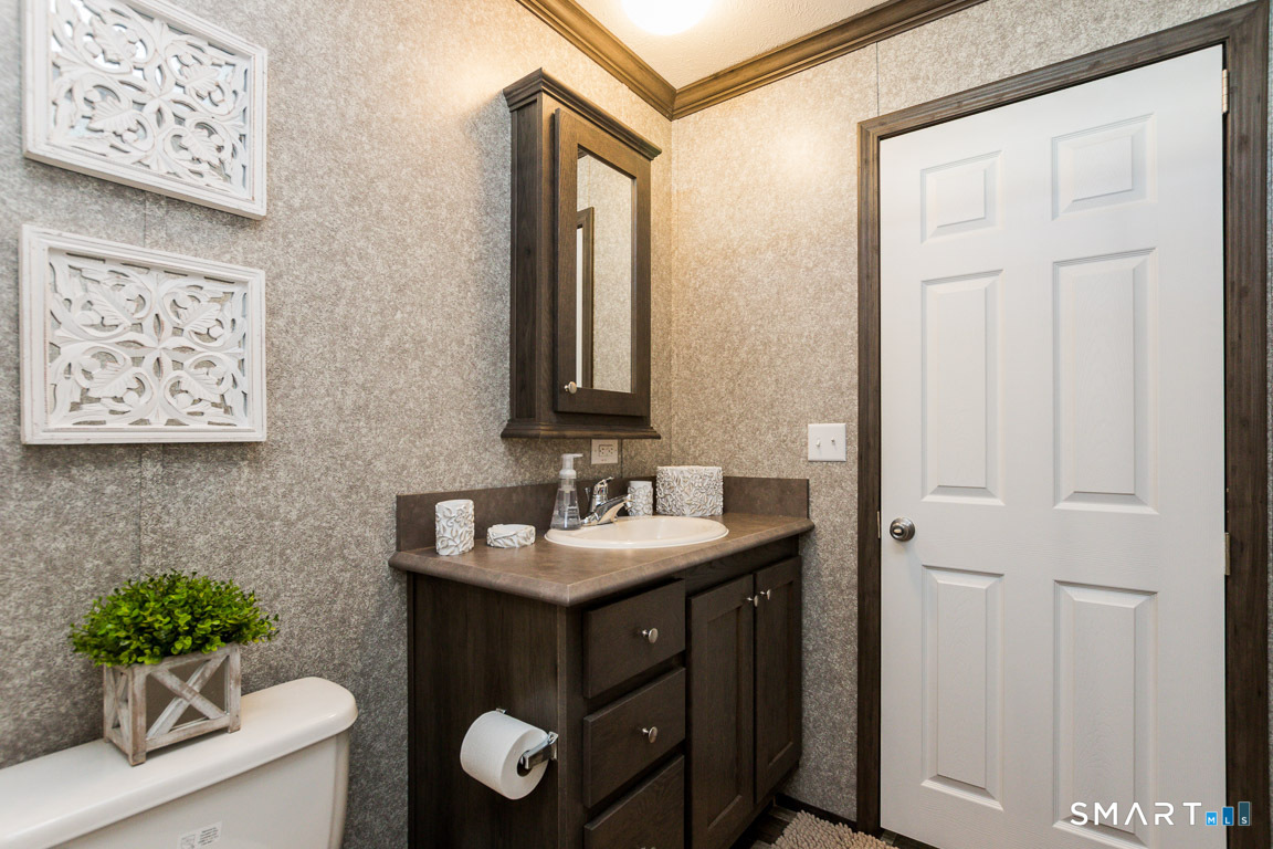 111 Clark Lane Waterford CT 06385