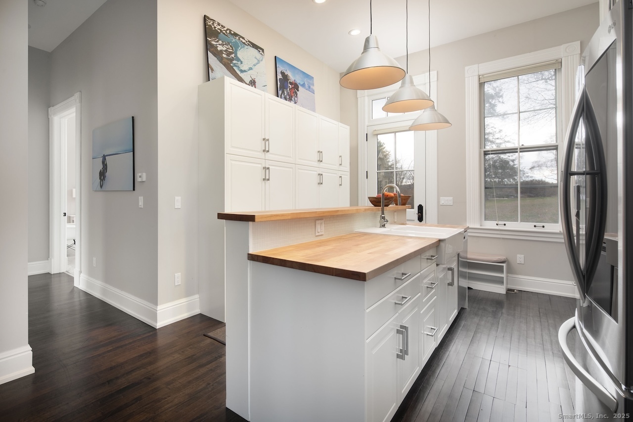 33 Sharon Road Salisbury CT 06039