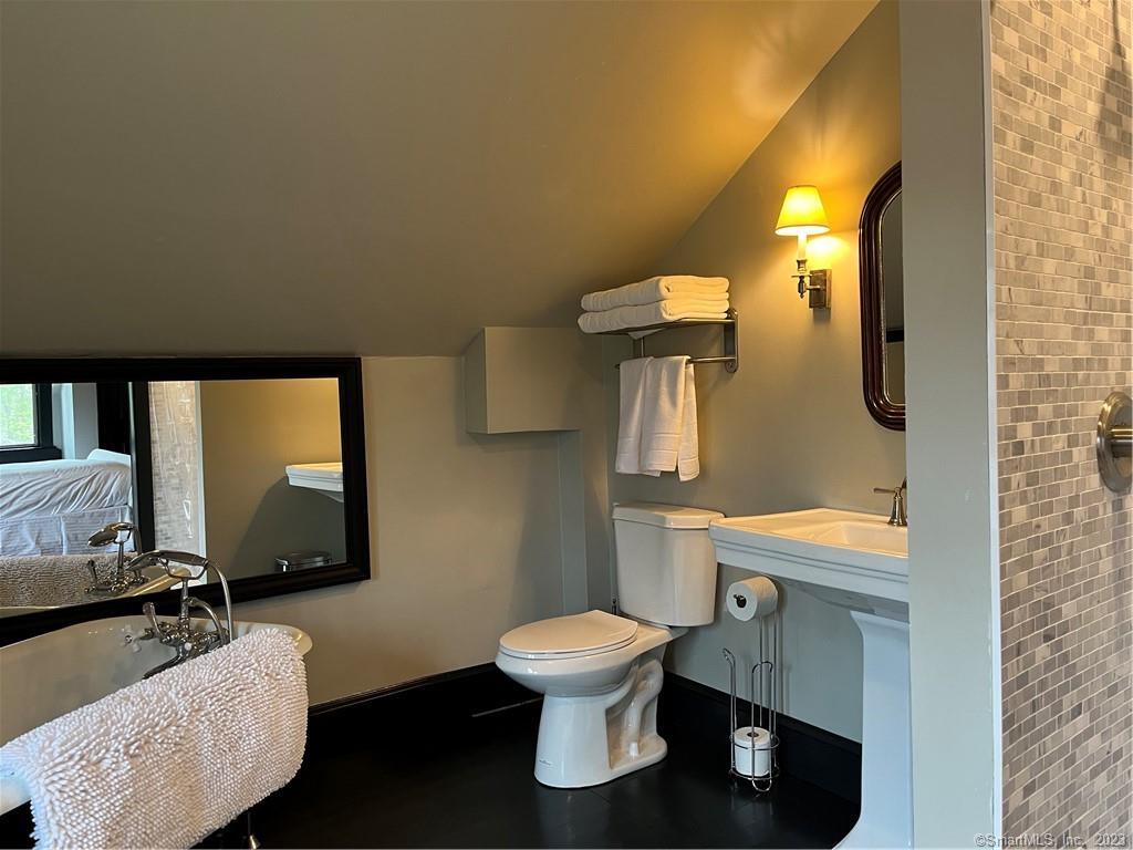 17 Kirby Road Washington CT 06793