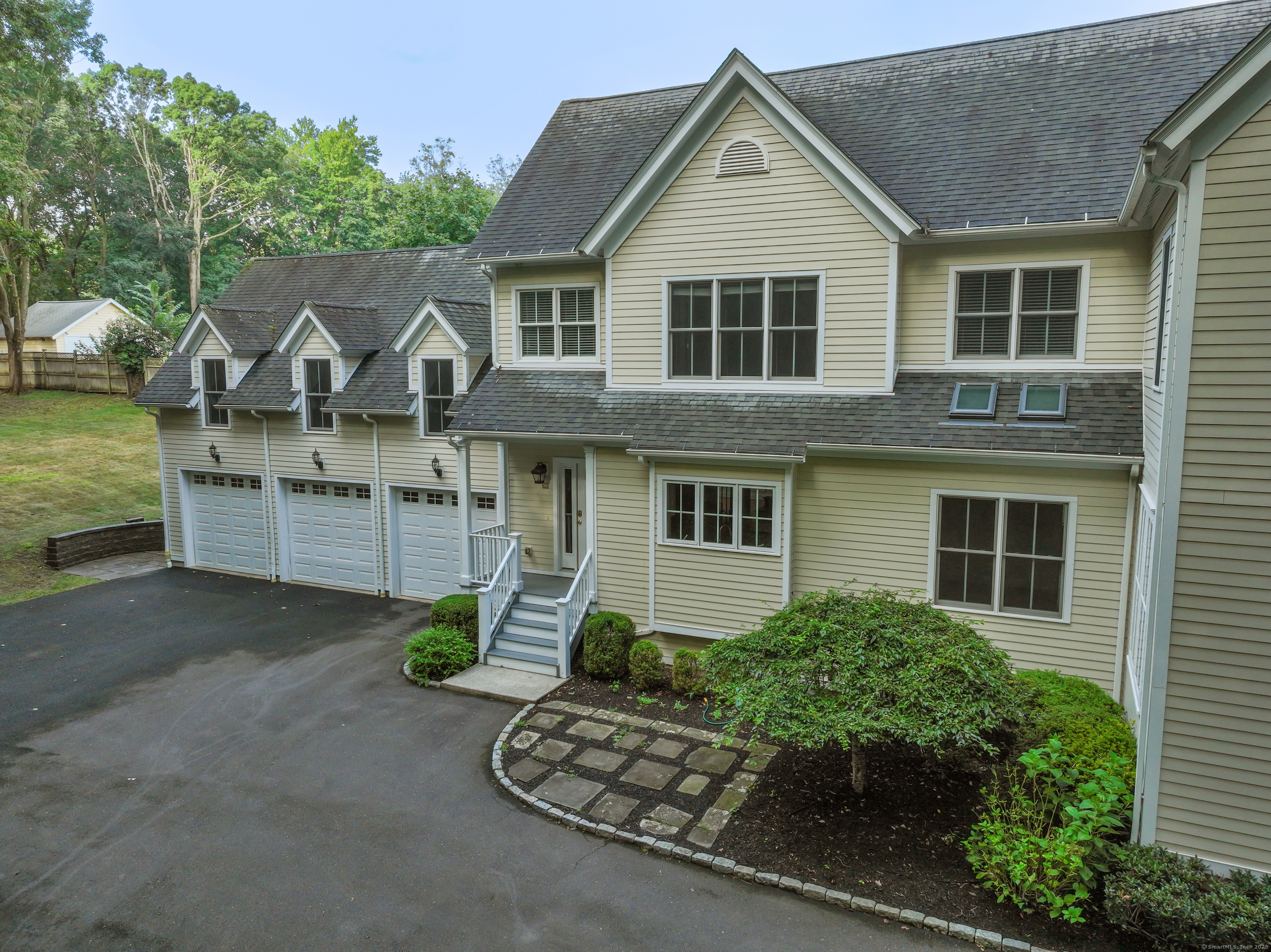 83 Camp Avenue Darien CT 06820