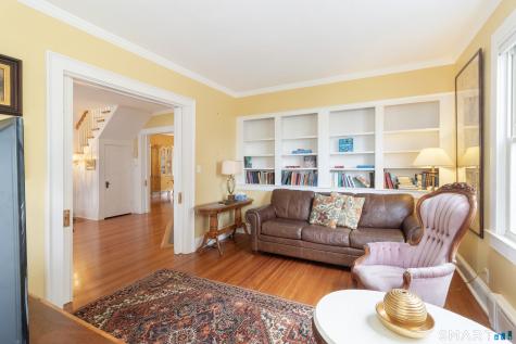 25 Wall Street Madison CT 06443