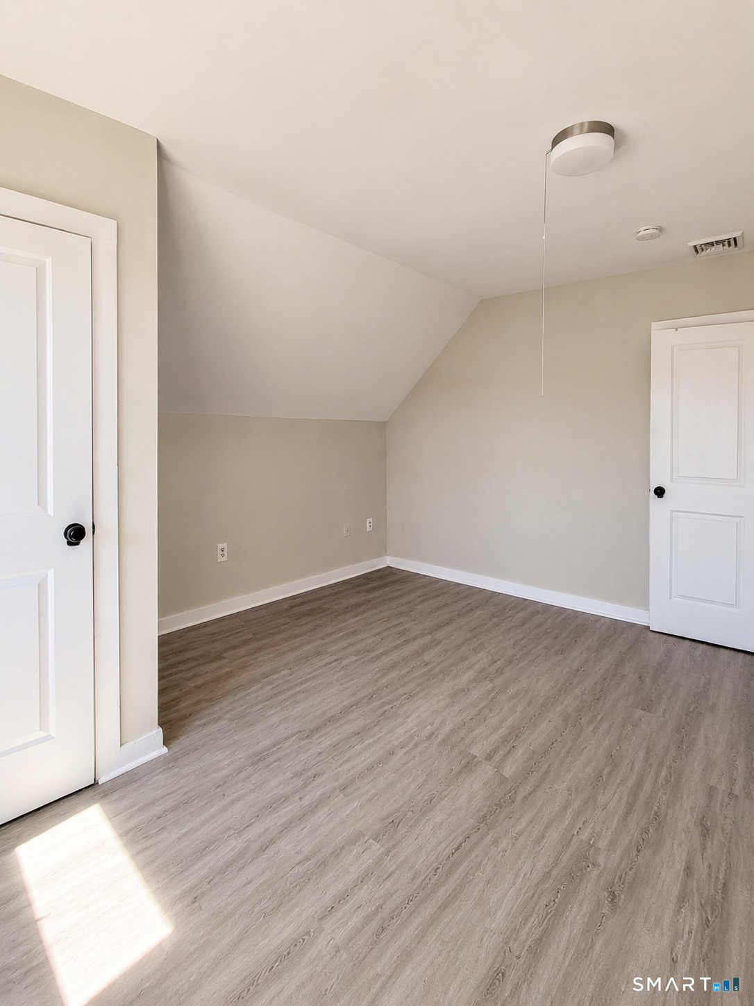 187 Hart Street New Britain CT 06052