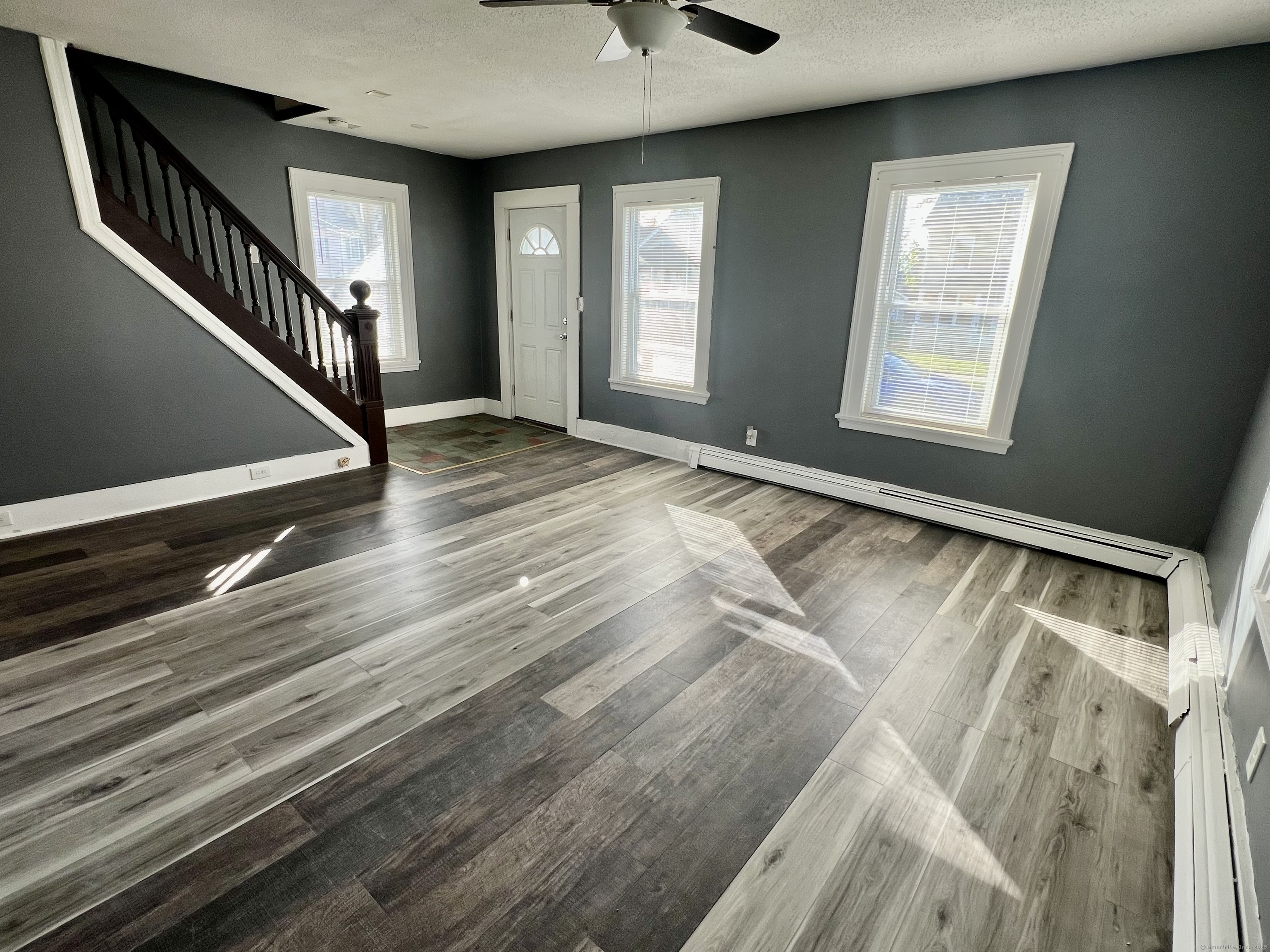 10 Russell Street Enfield CT 06082