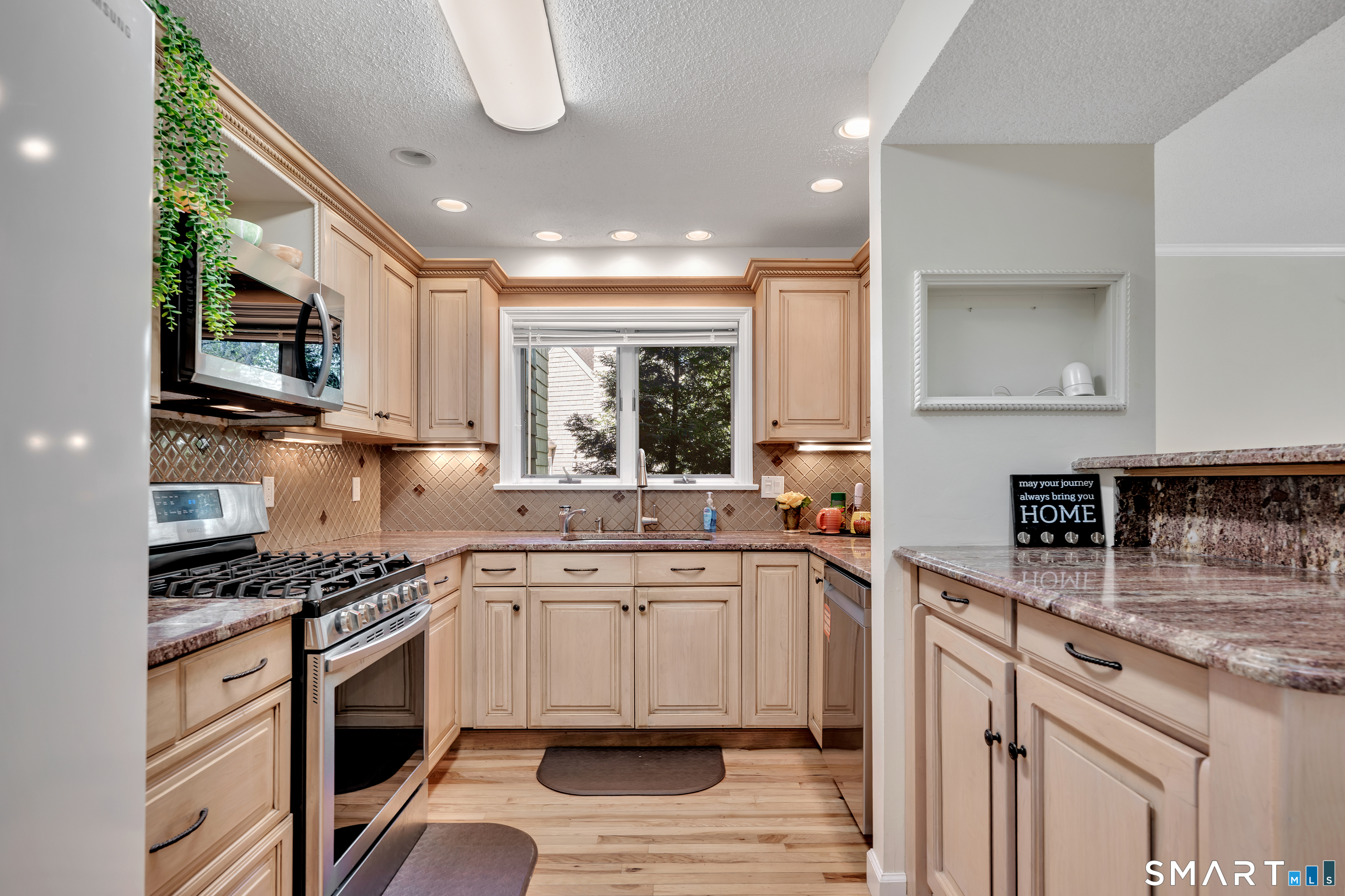 72 Timberwood Road West Hartford CT 06117