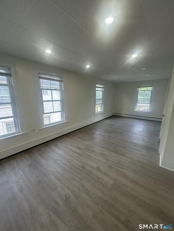 88 River Street Thomaston CT 06787