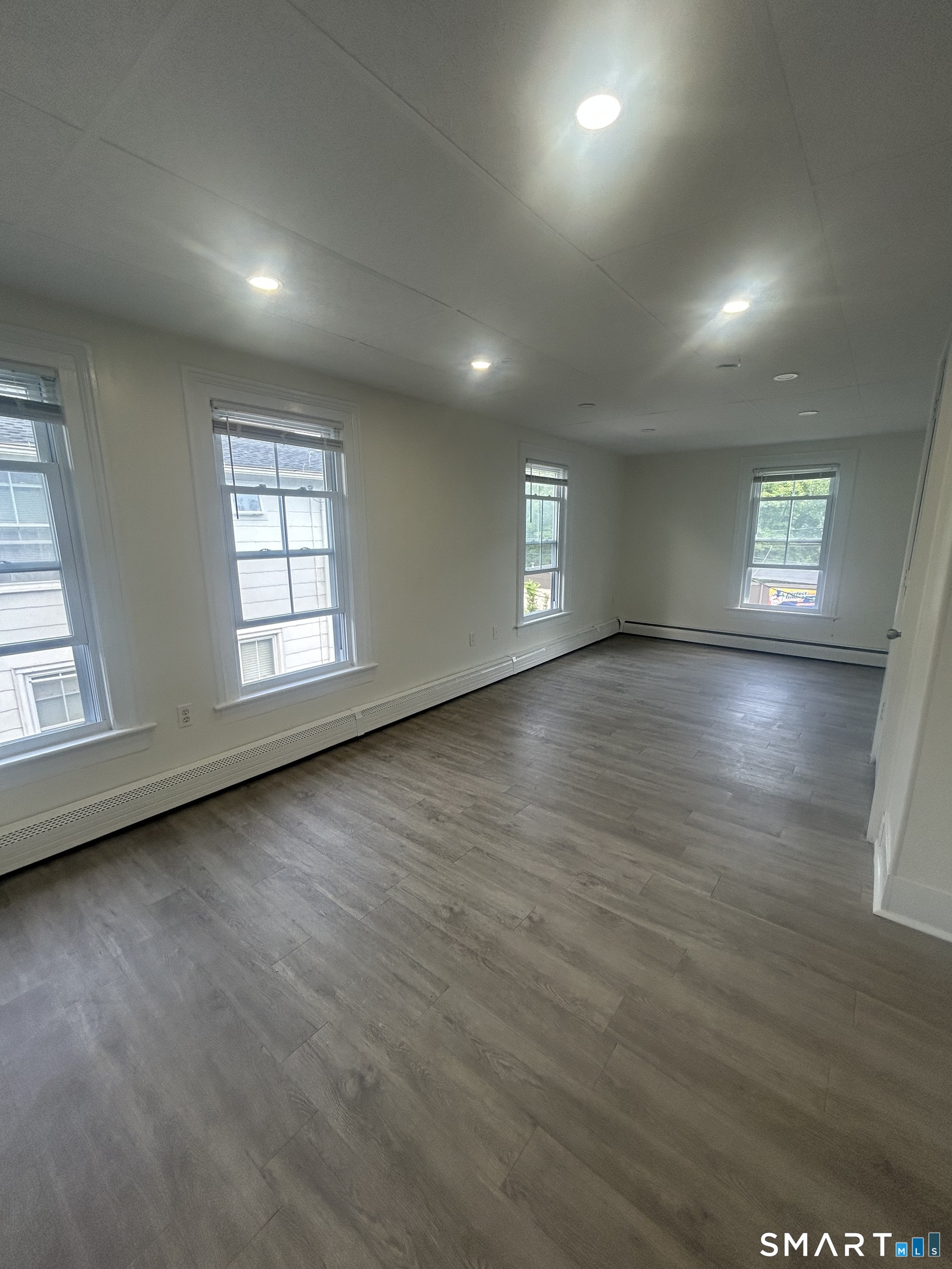 88 River Street Thomaston CT 06787