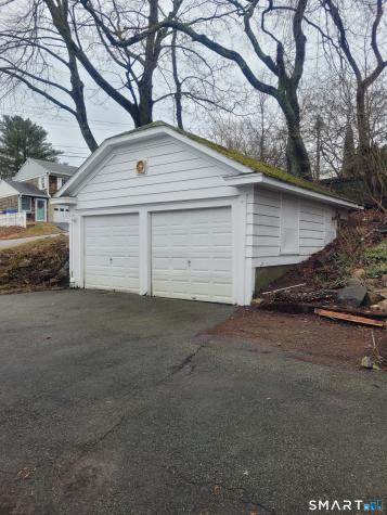 123 Bridge Street Groton CT 06340