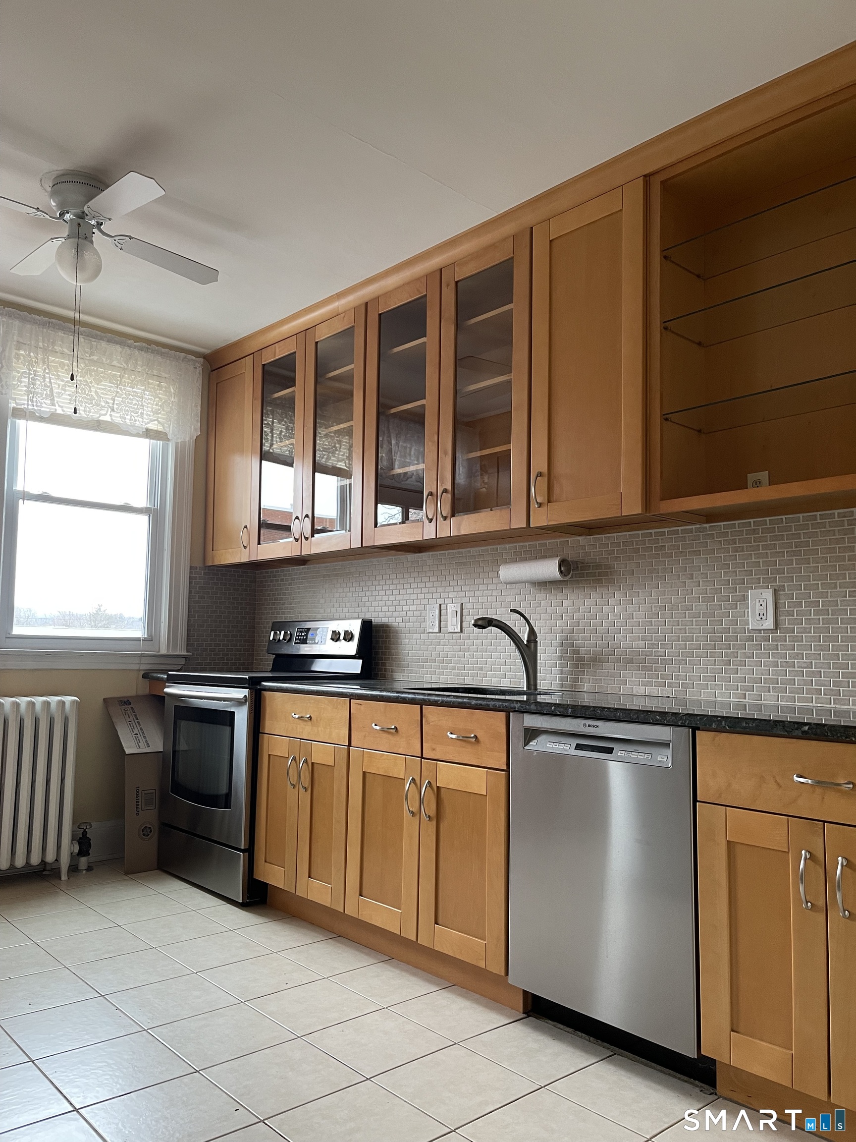 890-D Farmington Avenue West Hartford CT 06119