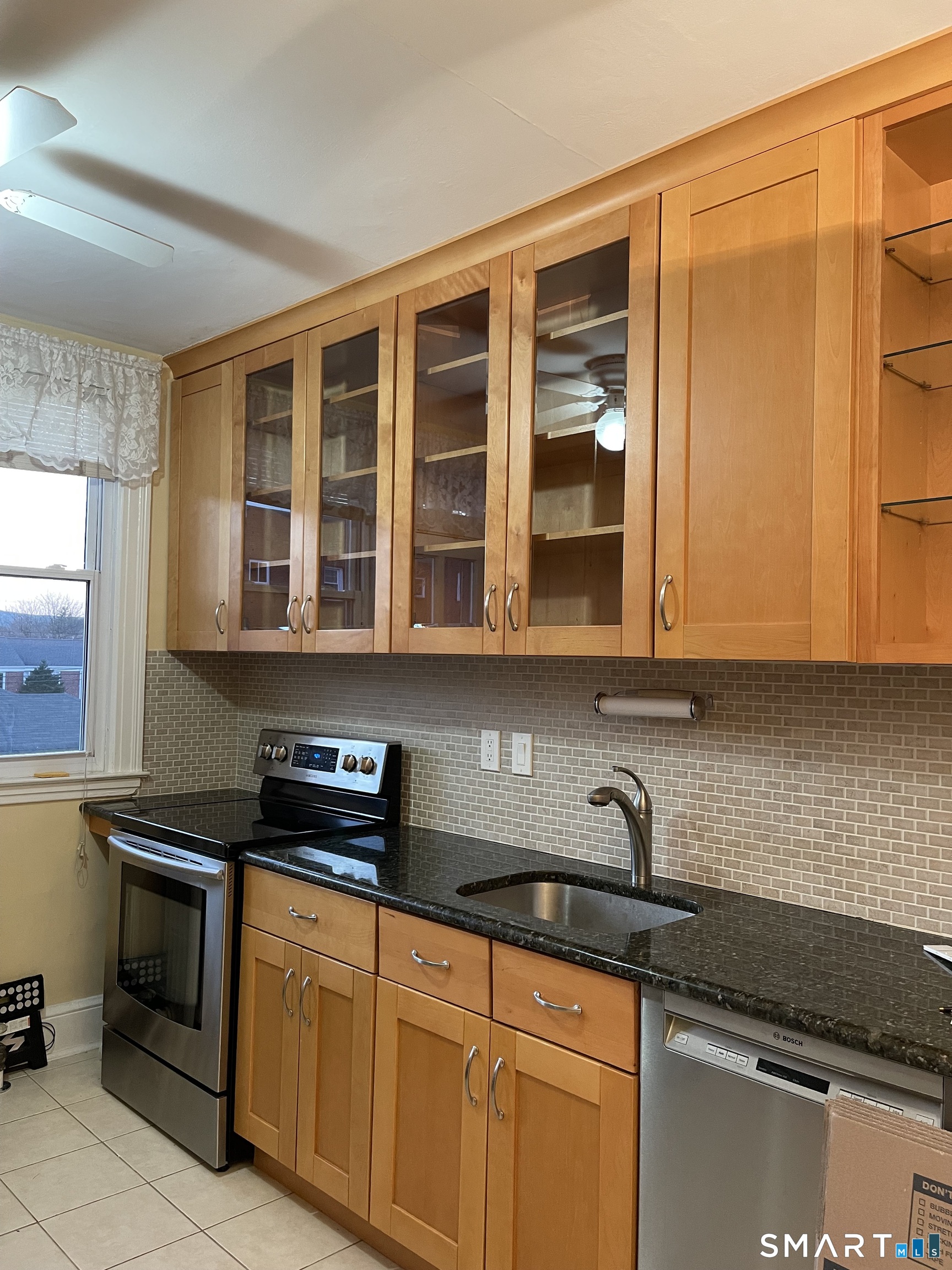 890-D Farmington Avenue West Hartford CT 06119