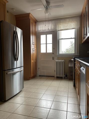 890-D Farmington Avenue West Hartford CT 06119