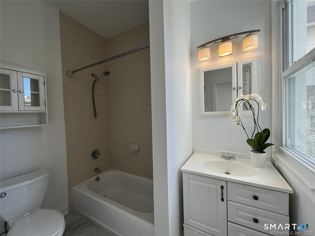 3 Betts Place Norwalk CT 06855