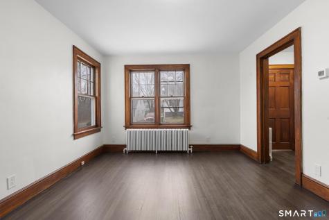 37 Byrneside Avenue Waterbury CT 06704