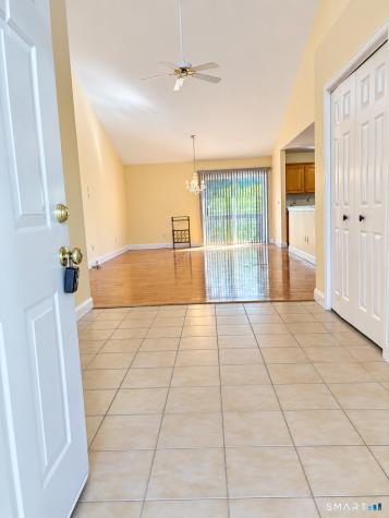 162 Thistle Pond Drive Bloomfield CT 06002
