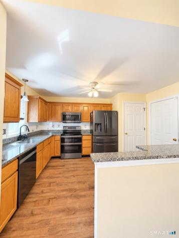 162 Thistle Pond Drive Bloomfield CT 06002