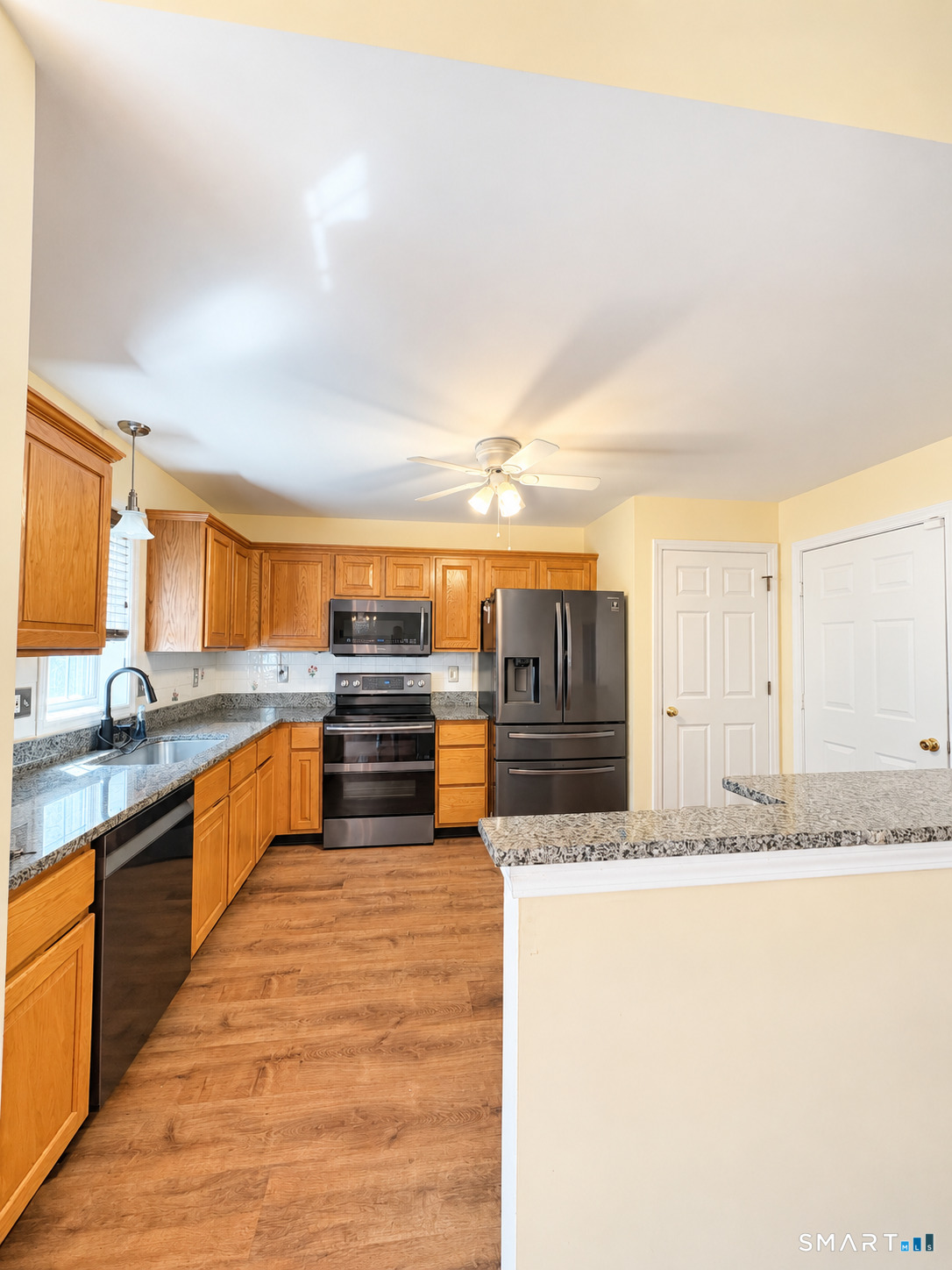 162 Thistle Pond Drive Bloomfield CT 06002