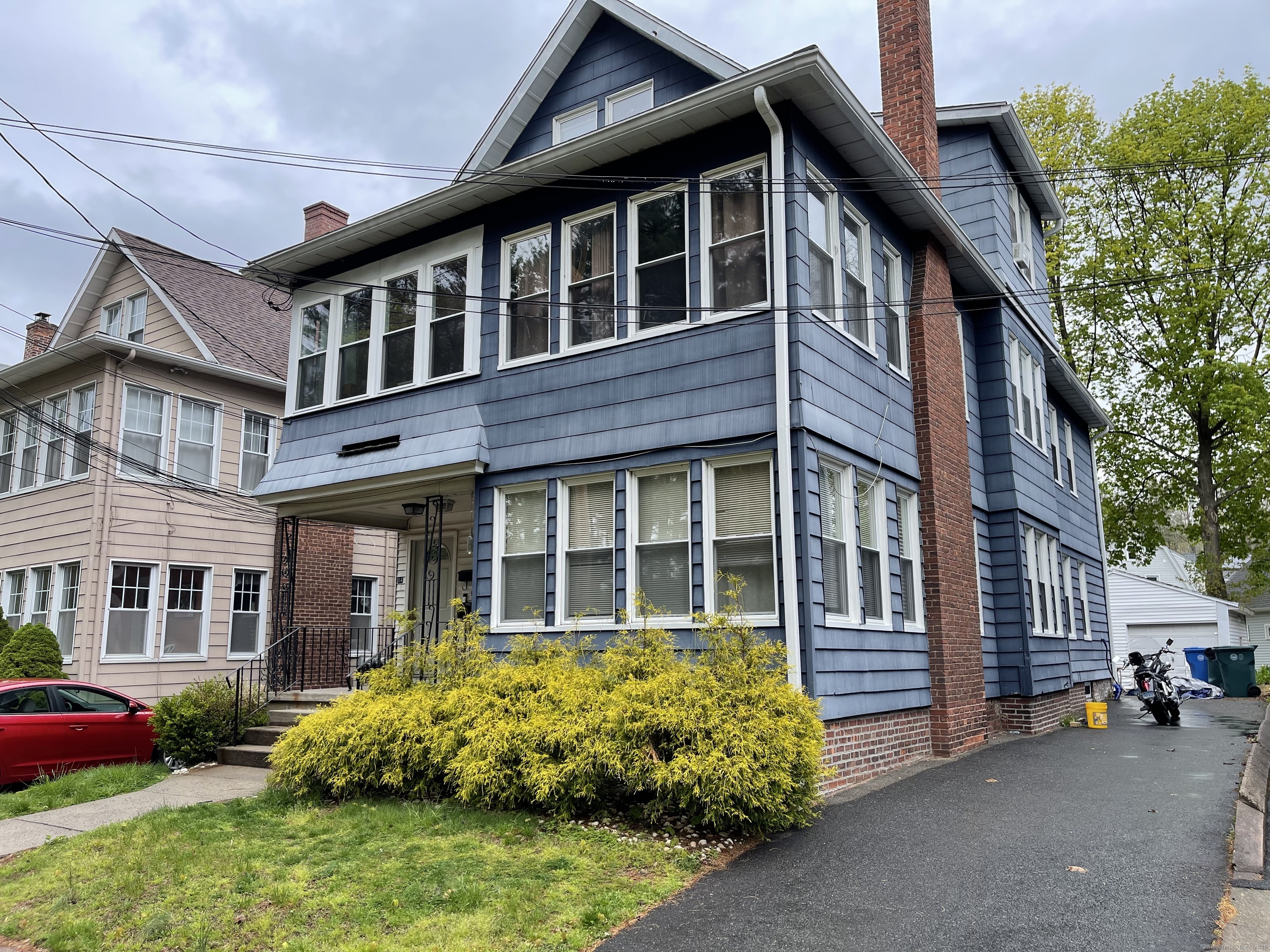 14 Walden Street Hamden CT 06517