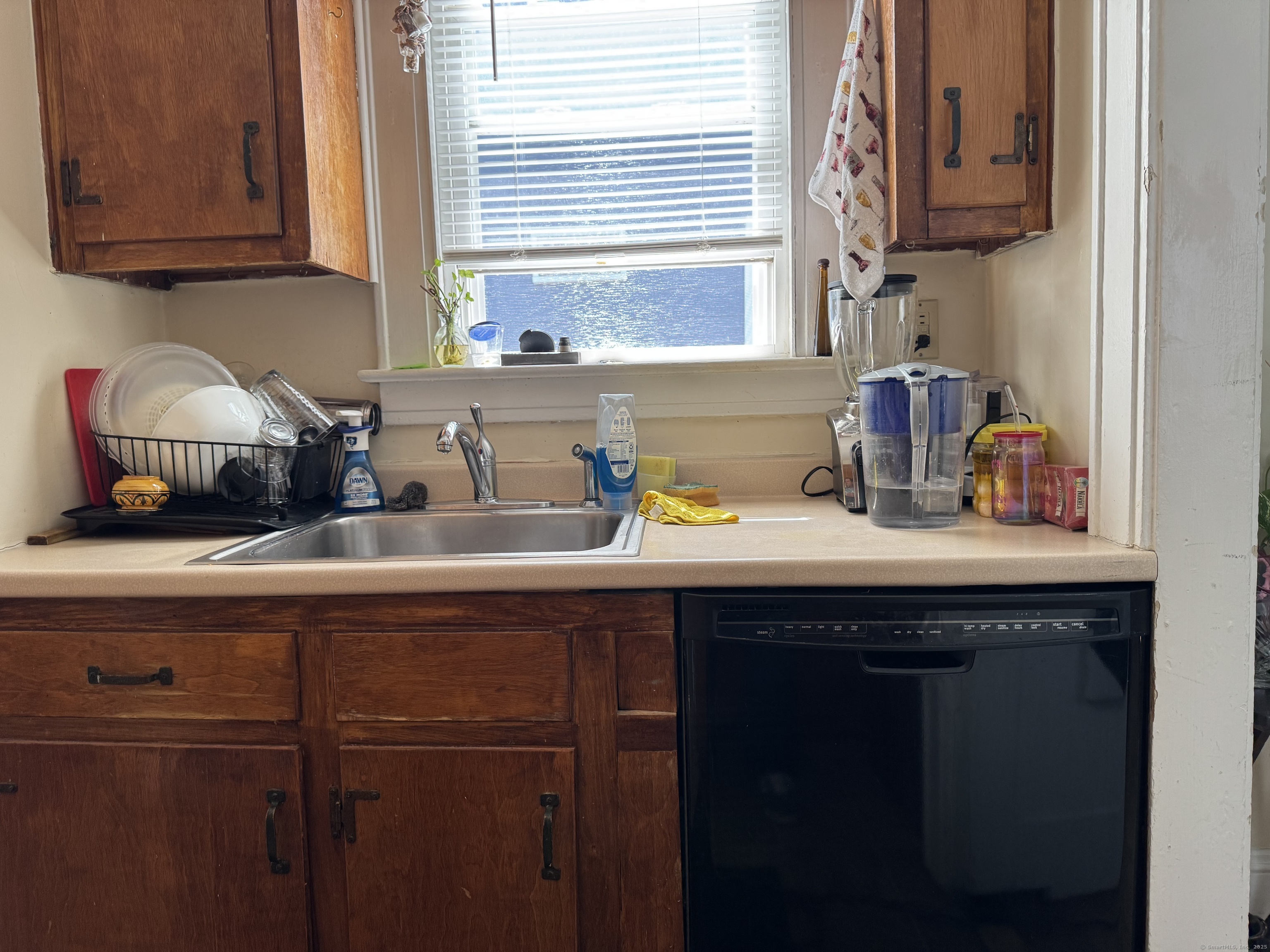 14 Walden Street Hamden CT 06517