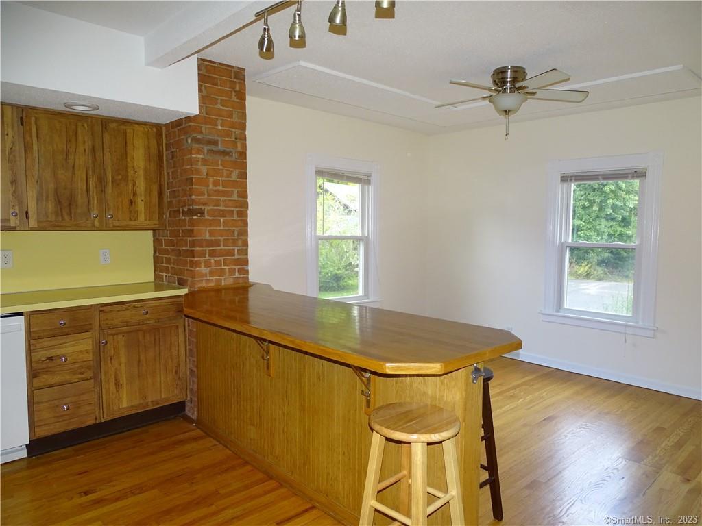 85 South Main Street Branford CT 06405