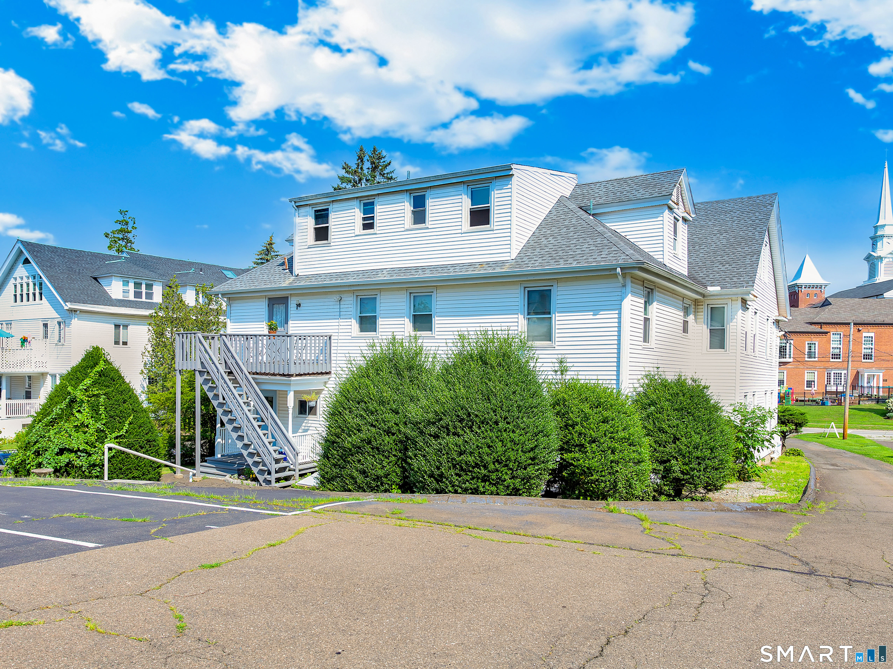 85 South Main Street Branford CT 06405