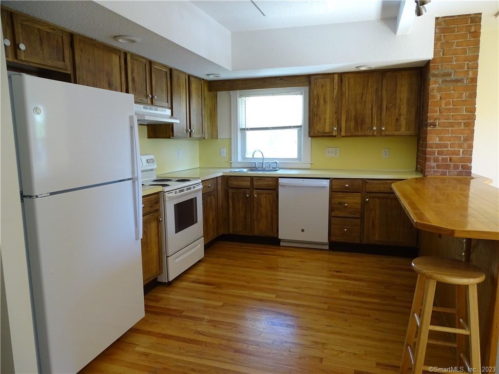 85 South Main Street Branford CT 06405