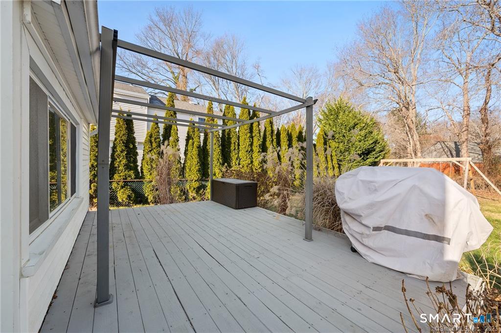 121 Shore Road Waterford CT 06385