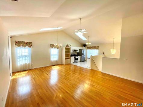 65 Olde Elm Close Milford CT 06460