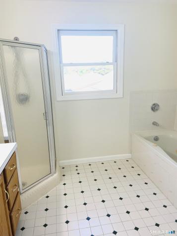 175 Meadows End Road Milford CT 06460