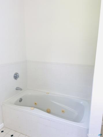 175 Meadows End Road Milford CT 06460
