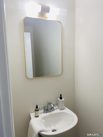 175 Meadows End Road Milford CT 06460