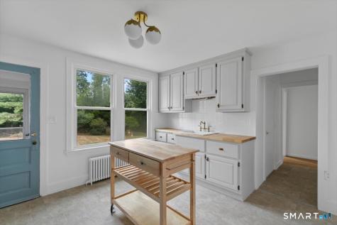 21 Green Street Trumbull CT 06611