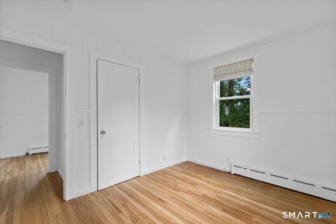 21 Green Street Trumbull CT 06611