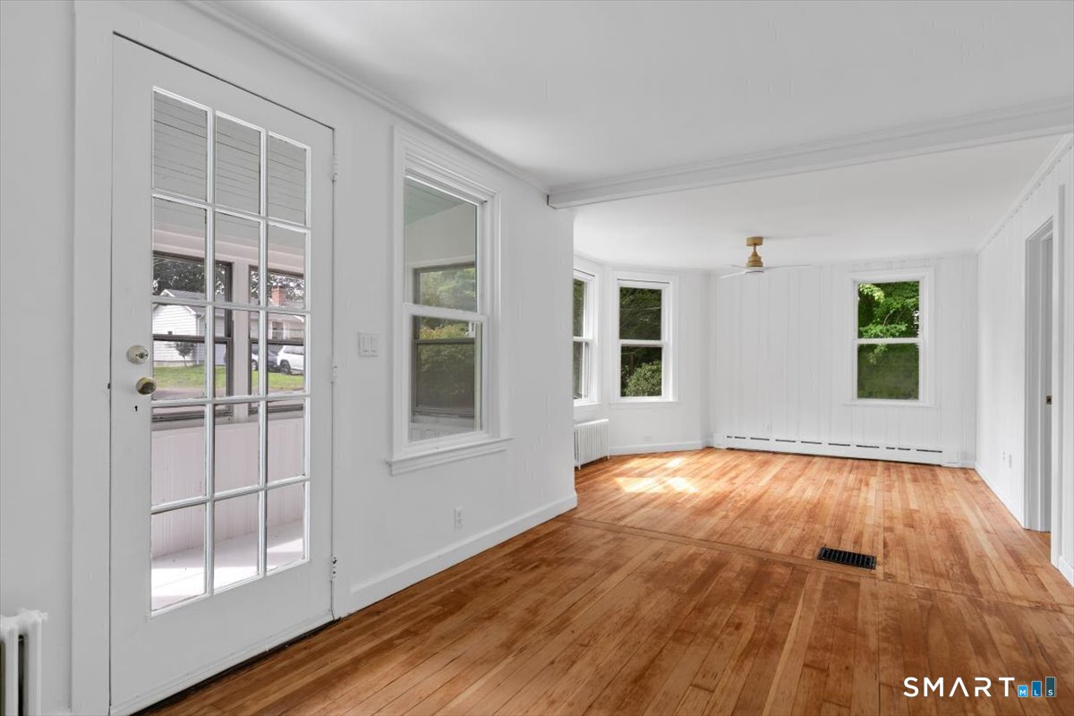 21 Green Street Trumbull CT 06611
