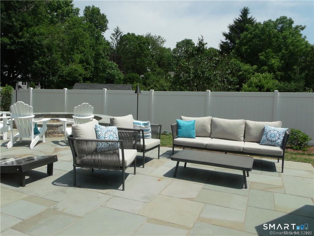 8 Lawson Drive Madison CT 06443