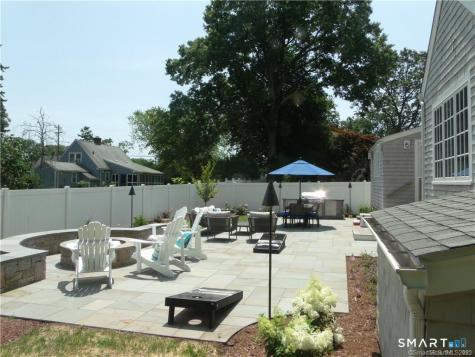 8 Lawson Drive Madison CT 06443