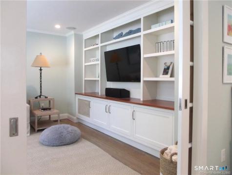8 Lawson Drive Madison CT 06443