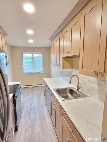 22 Dogwood Court Cromwell CT 06416