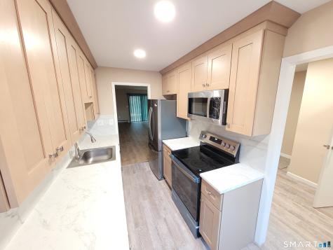 22 Dogwood Court Cromwell CT 06416