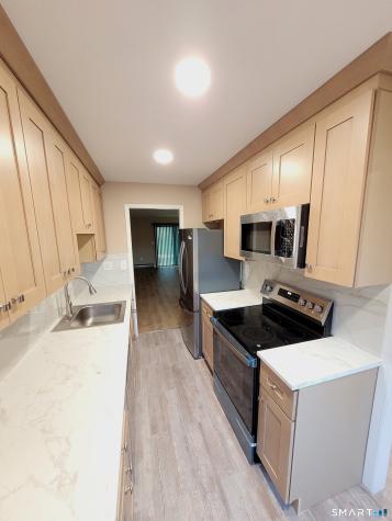 22 Dogwood Court Cromwell CT 06416