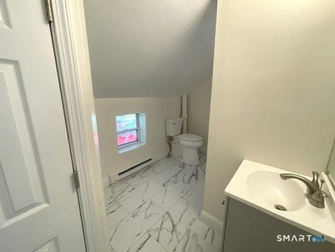 33 Middle Street New Milford CT 06776