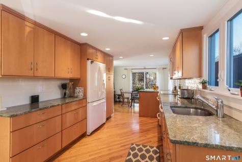 79 Hartford Avenue Madison CT 06443
