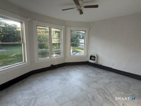 32 Main Street Simsbury CT 06081