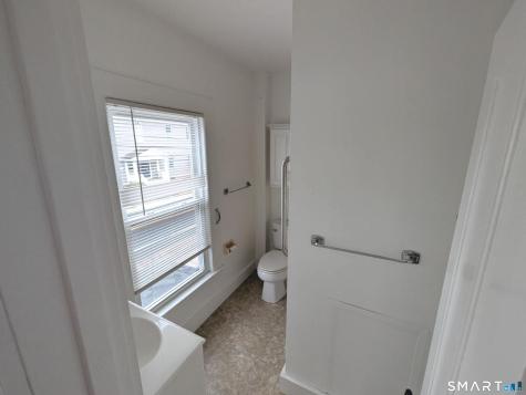 110 Boston Street Guilford CT 06437