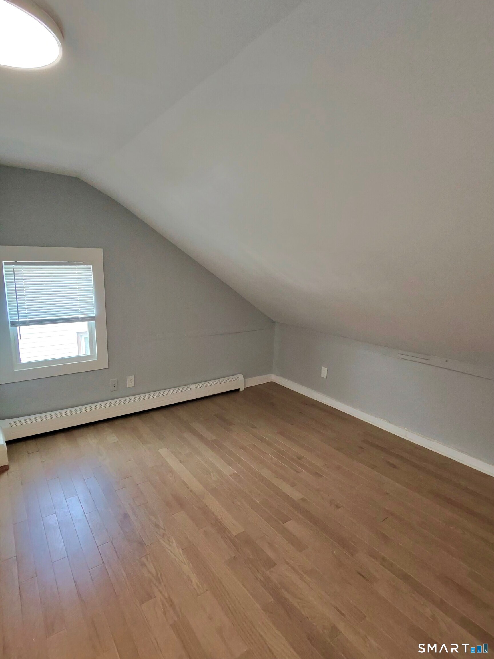 982 Pembroke Street Bridgeport CT 06608