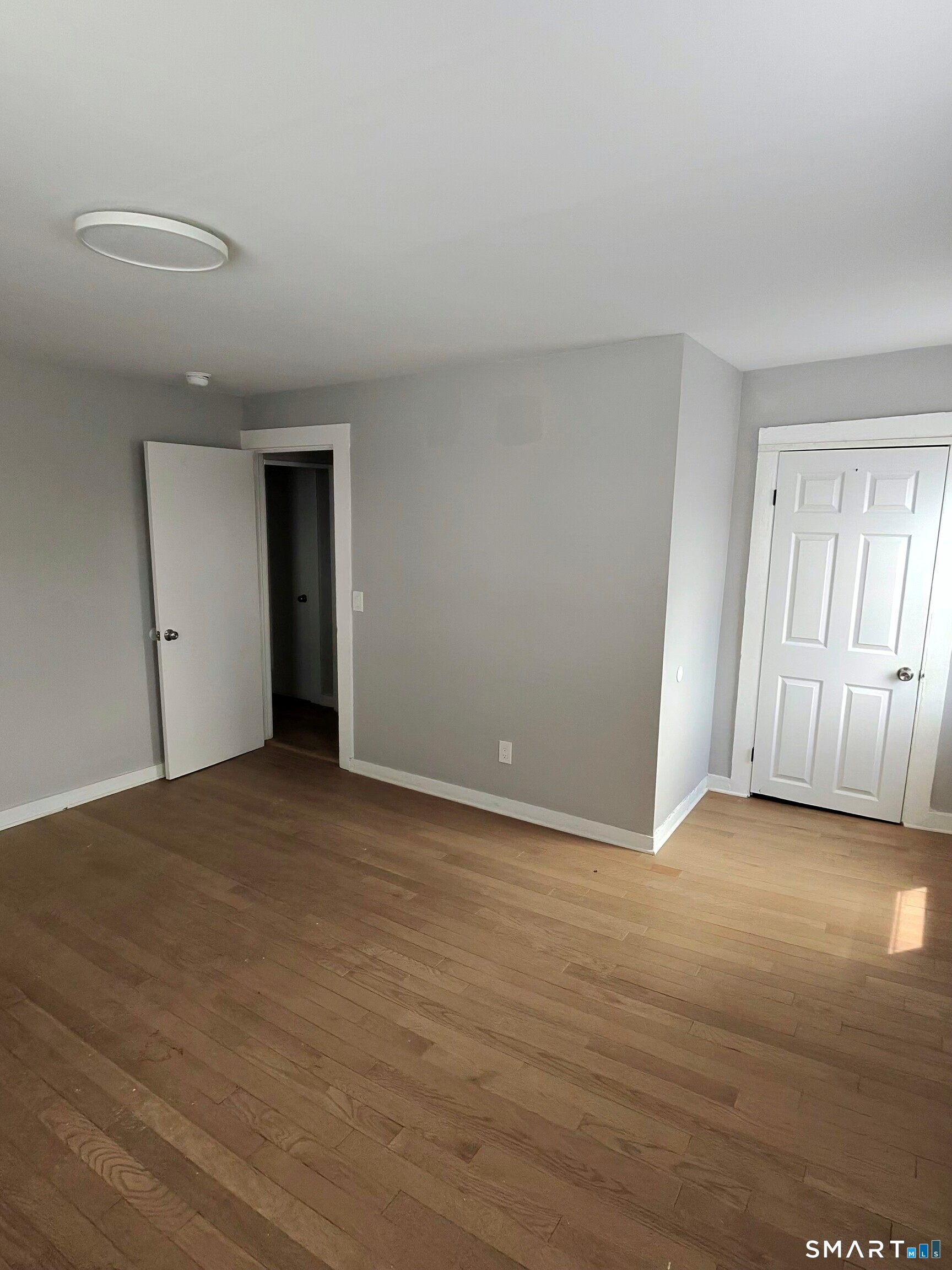 982 Pembroke Street Bridgeport CT 06608