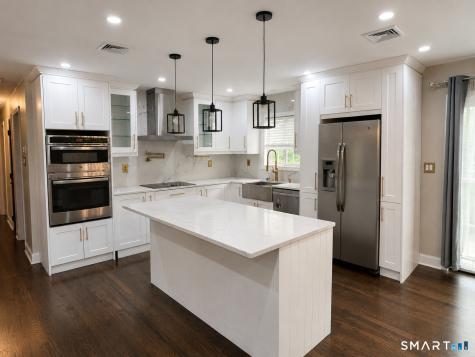 8 Bronson Drive Beacon Falls CT 06403