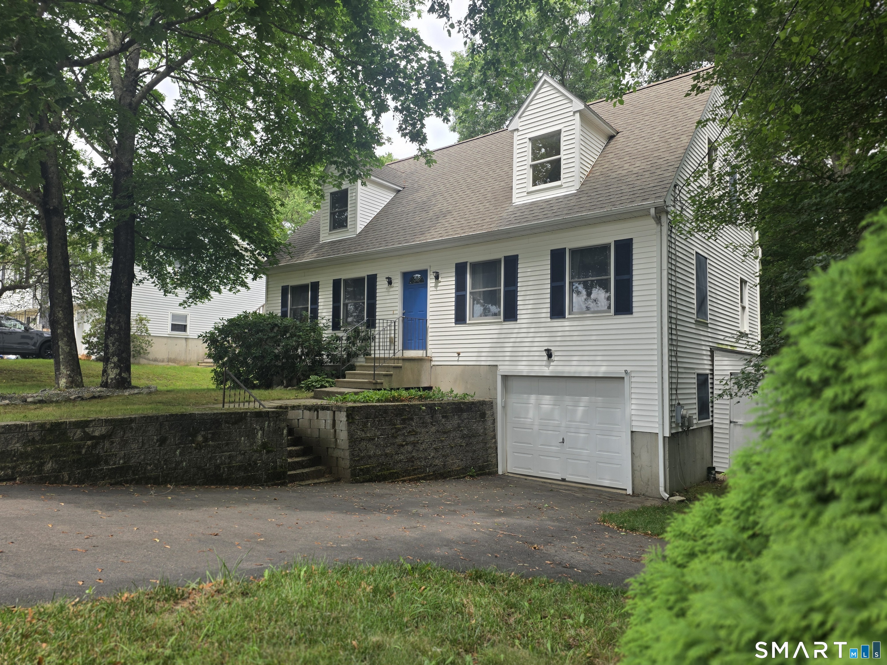 15 Elizabeth Drive Stonington CT 06379