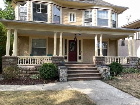 809 Edgewood Avenue New Haven CT 06515